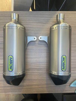 Arrow Slip On Silencer Speed Triple/R